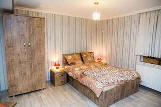Гостевой дом Apartamenti Gomi 17 Тбилиси Номер-студио с террасой-9
